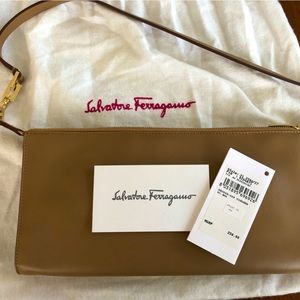Ferragamo camel purse
